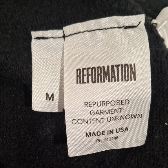 Reformation Men Black Crewneck Sweater Size M - Picture 6 of 9